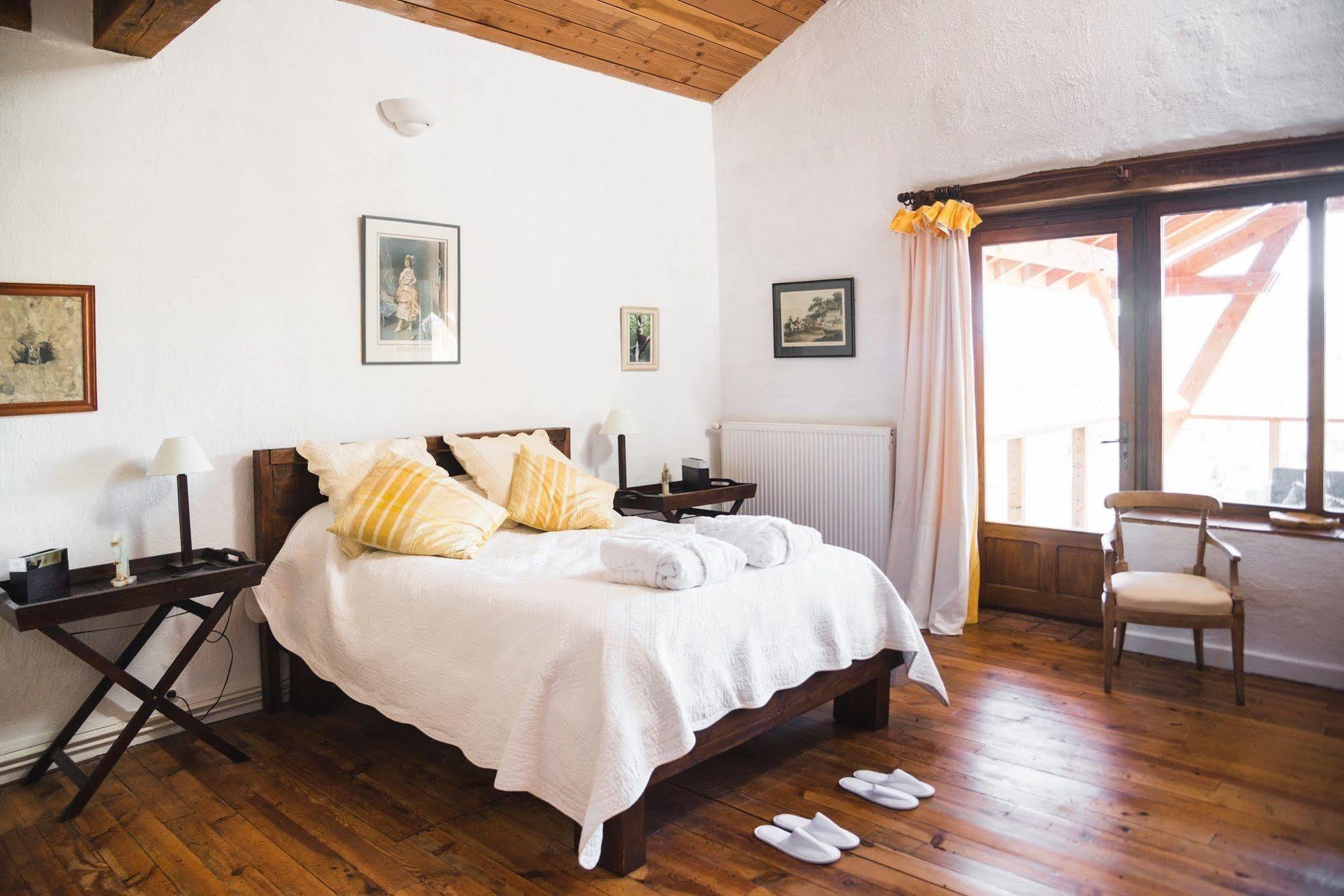 Domaine De Terrac Bed & Breakfast Rimont Exterior photo